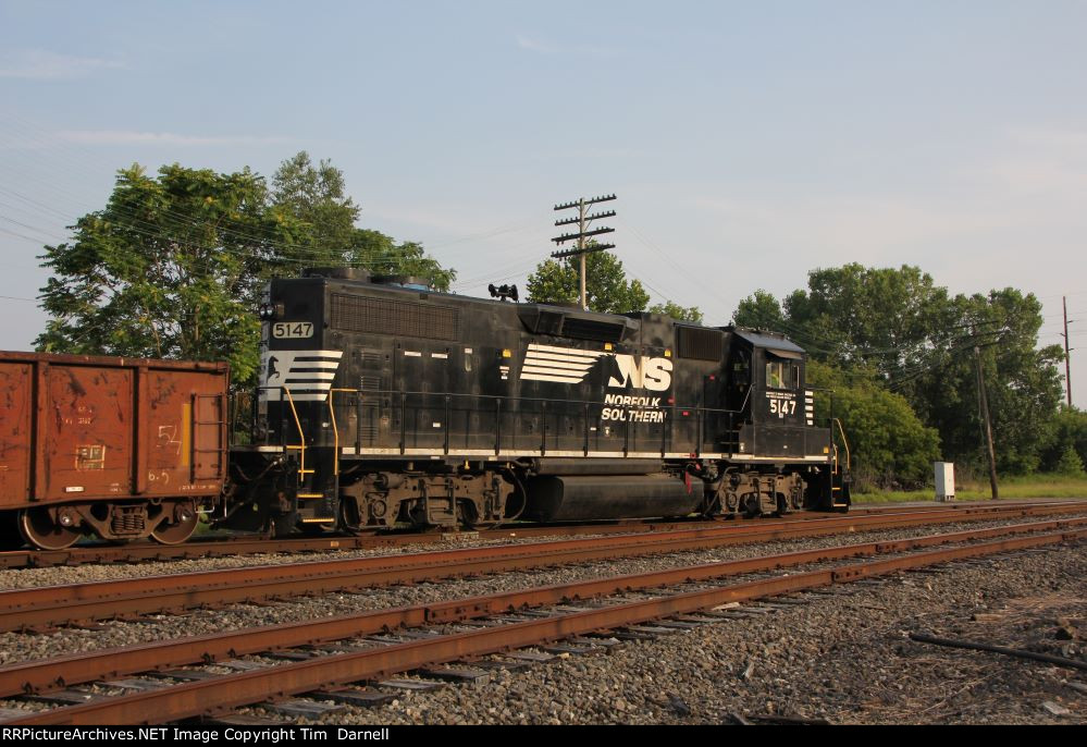 NS 5147 rear view